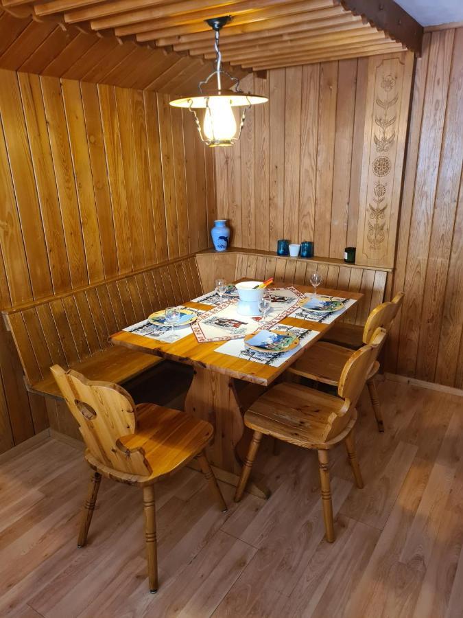 Traditional Chalet In Wengen - Top Floor Apartment Luaran gambar